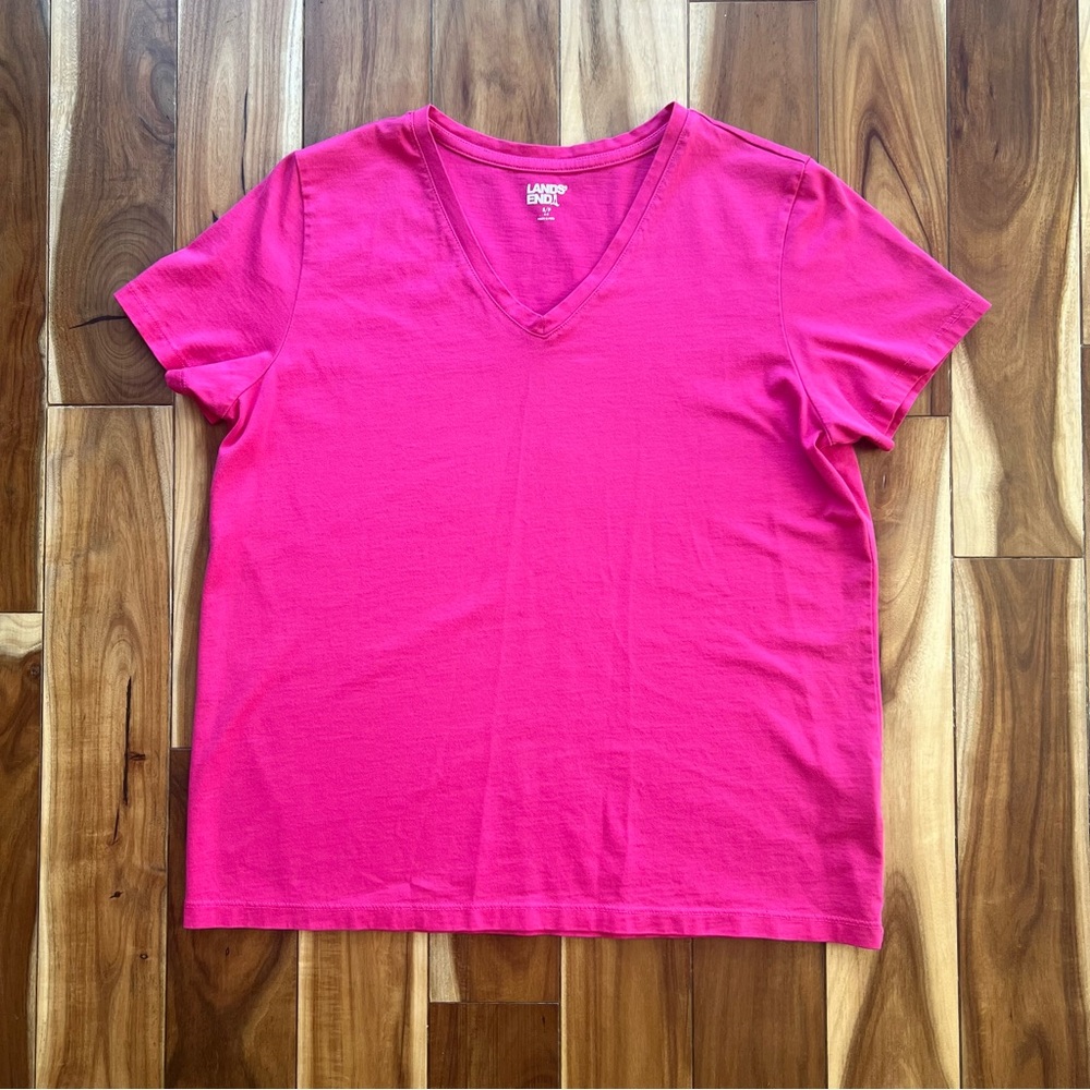 Lands' End Women's Pink V-Neck Tee
